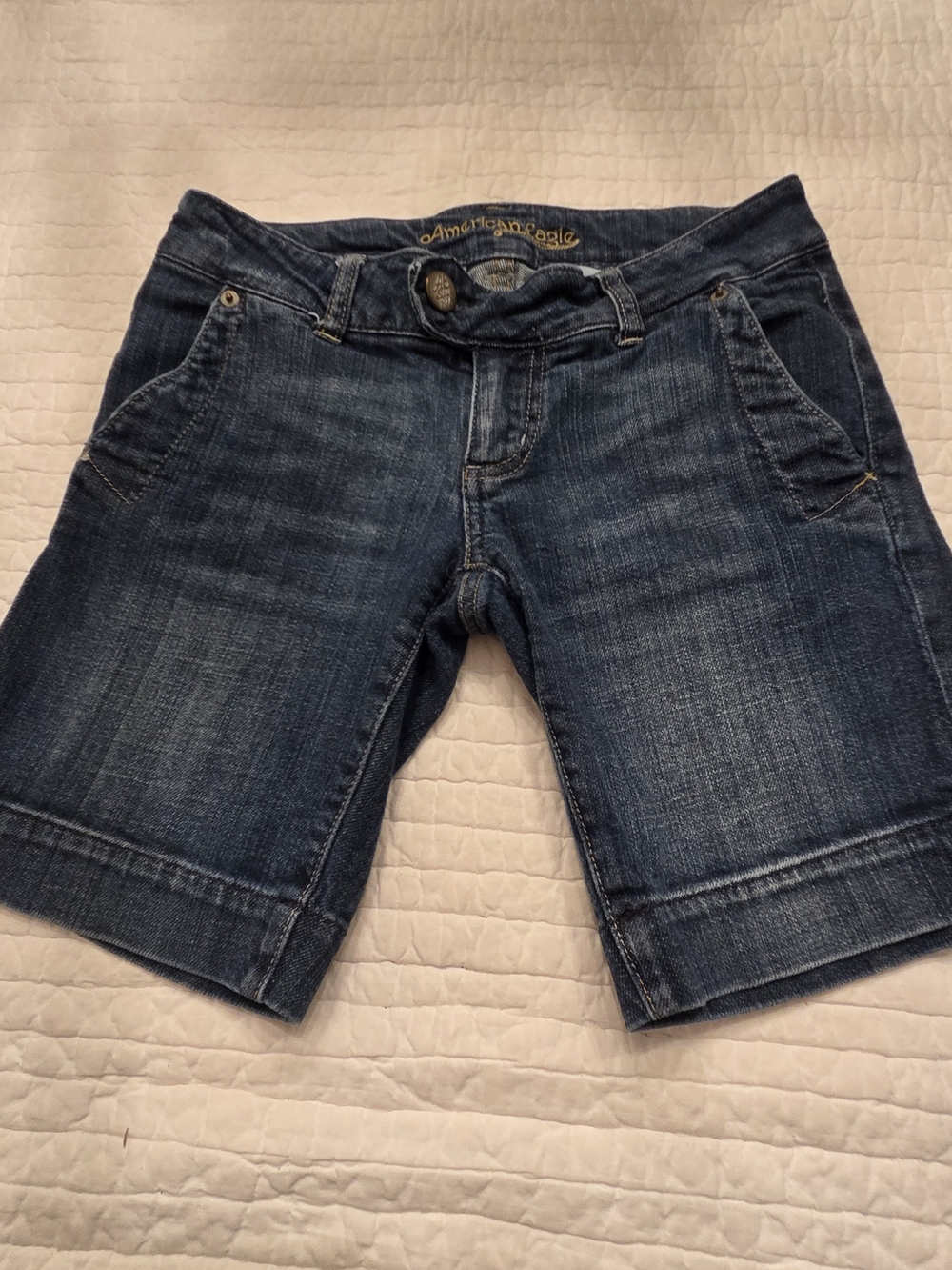 American Eagle Outfitters Navy Blue Denim Detail Shorts Size 00 - Picture 1 of 8